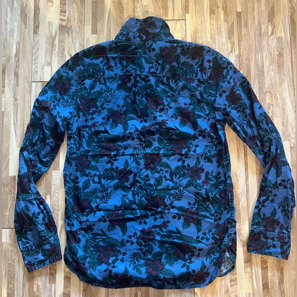 Men’s Long Sleeve Button Down - Picture 3 of 3